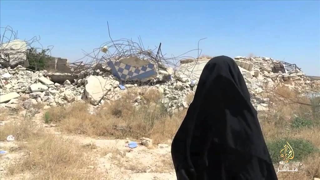 جولة مع احدى الأسر في قرية الحوامدية بريف ادلب