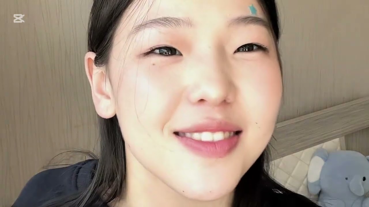 Өөрийгөө л харуулдаг💙😂