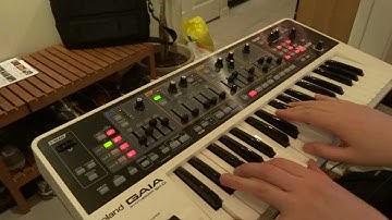 Roland Gaia Classic Synth Sounds Part 1 - Tutorial vlog by Geoffmobile Sept 27 2012