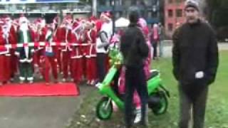 Kerstmannenrace.wmv