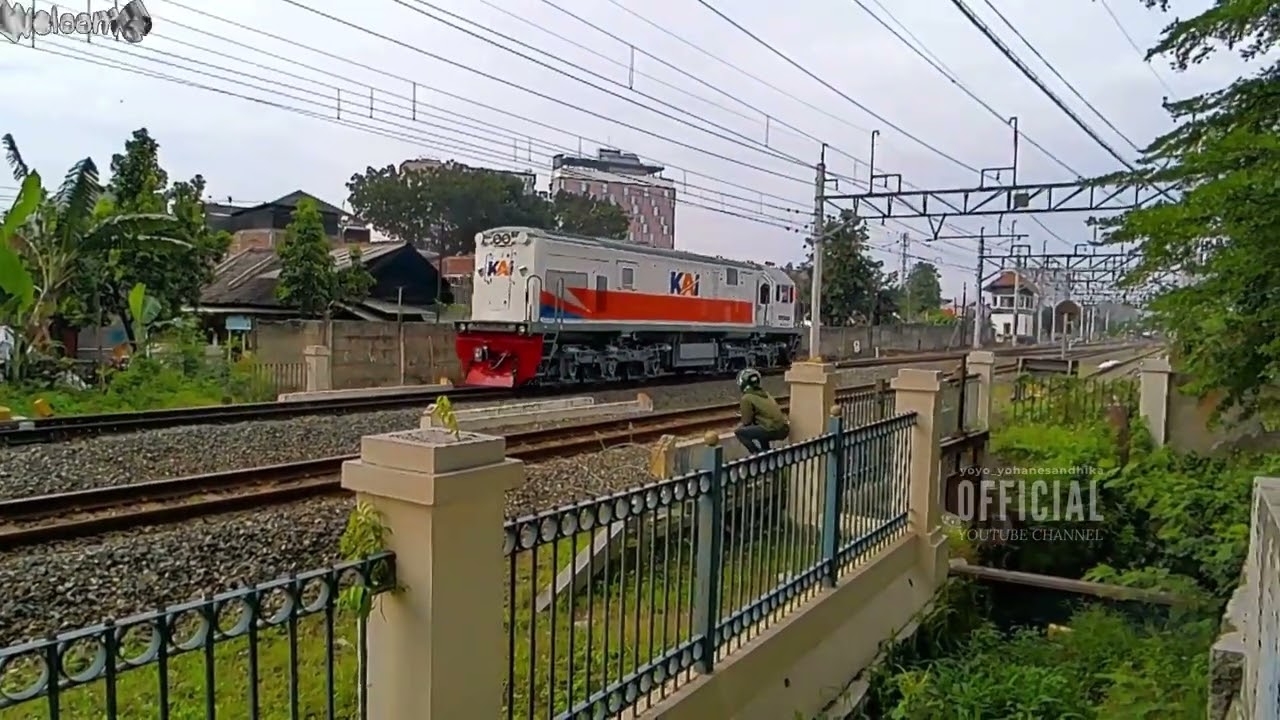 HUNTING DISINI SPOT TERBAIK MELIHAT KERETA API LEWAT | TIMUR STASIUN PURWOSARI SOLO