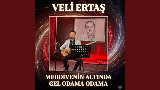 Merdivenin altında gel odama odama
