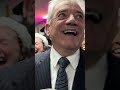Kevin Keegan surprised fans behind the bar at former club Scunthorpe 🍻