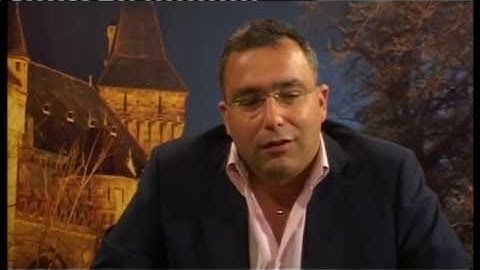 Sváby András Arckép
