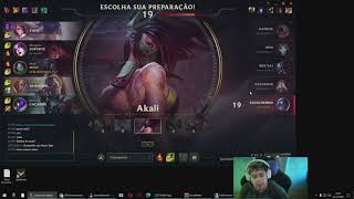 Minha Mãe Não Me Deixa Jogar Lol