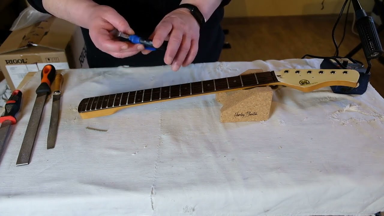 Alnicov Pinza A Becchi Piatti Per Estrarre I Tasti Della Chitarra – Strumento Compatto Per Manutenzione E Sostituzione Di Tasti Su Chitarre E Bassi