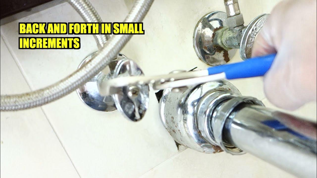 How To Fix A Stuck Bathroom Toilet Shutoff Valve In Under 5 Minutes