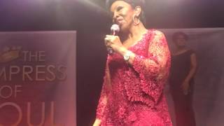 Gladys Knight- Midnight Train to Georgia (snippet)- Hammond, IN- March &#39;17