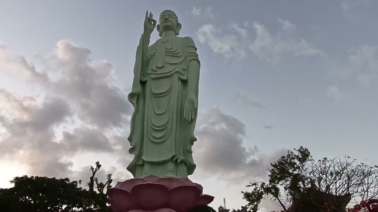 꾸이년 사박오일