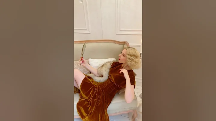Vintage Lady Julie Fiore for Dorothy Zudora