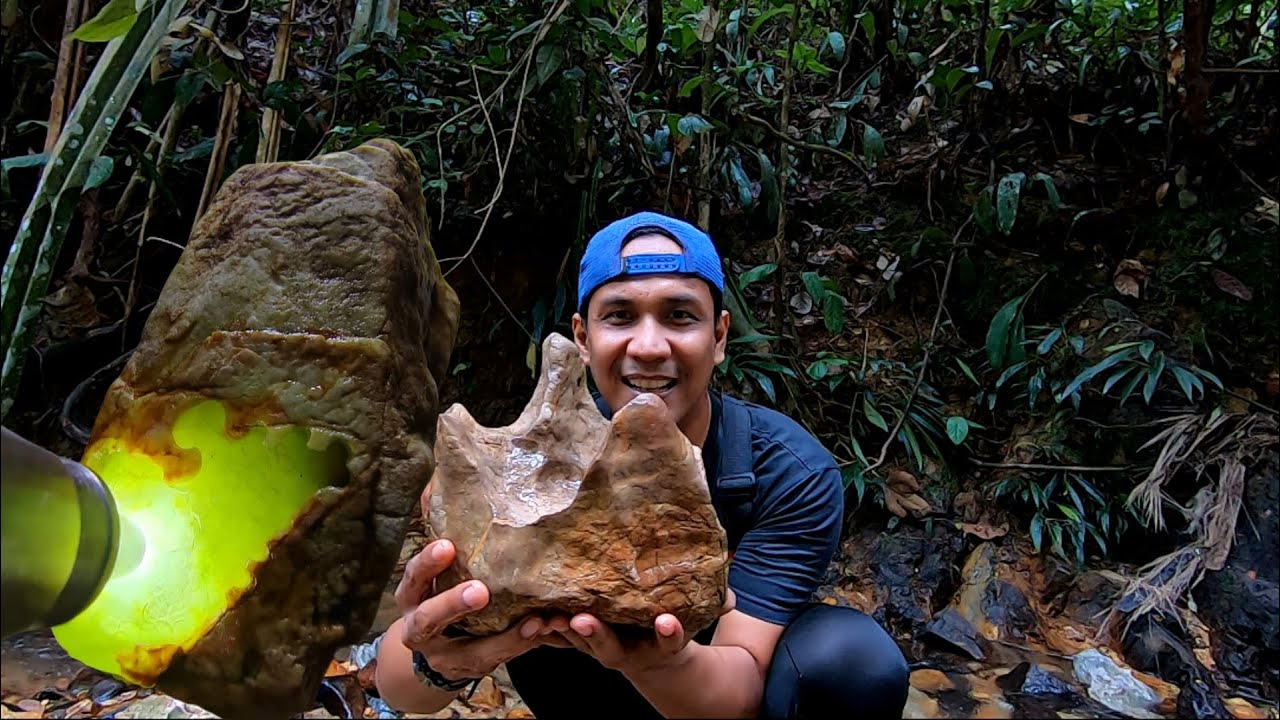 SIAPA SANGKA,KEKAYAAN BATU PERMATA HIJAU KRISTAL DI PEDALAMAN HUTAN SUMATERA!