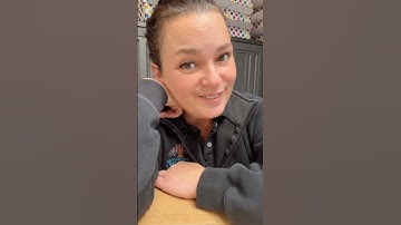 From pollination to honeycomb crafts, this crate brings the hive to homeschool 🍯💛 #knowledgecrates