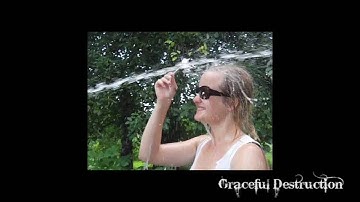 Collision: Water, Ice-cream, Elīnas