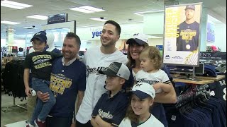 Ryan Braun Surprises Family Shopping For Brewers Gear