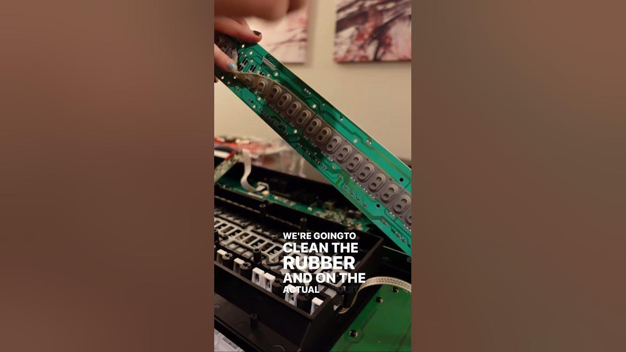 Fixing a Dead Key on Komplete Kontrol S49 MK1 audioengineer 