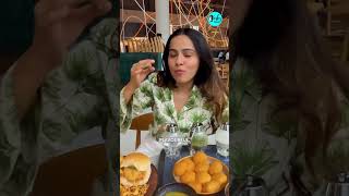 Get The Most Elite Indian Street Food At This Place In Mumbai | Curly Tales shorts