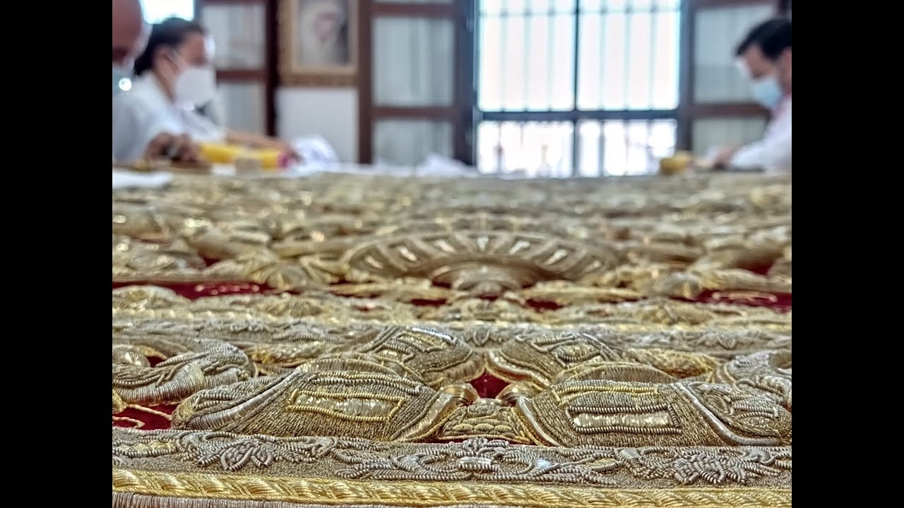 Restauración del manto procesional de la Virgen del Socorro (parte 2)