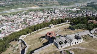 Kisha e Shën Triadhëst - Berat, Albania