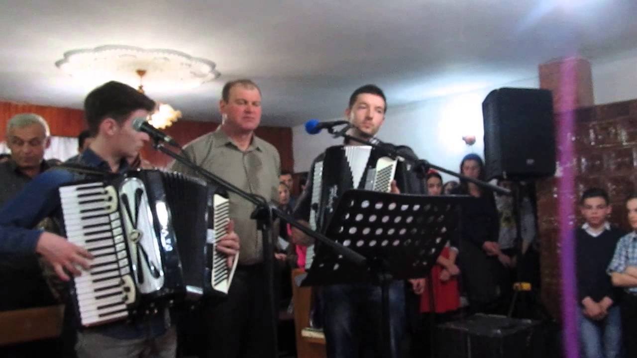 EMANUEL SUCEAVA SUNTEM DOAR NISTE CALATORI