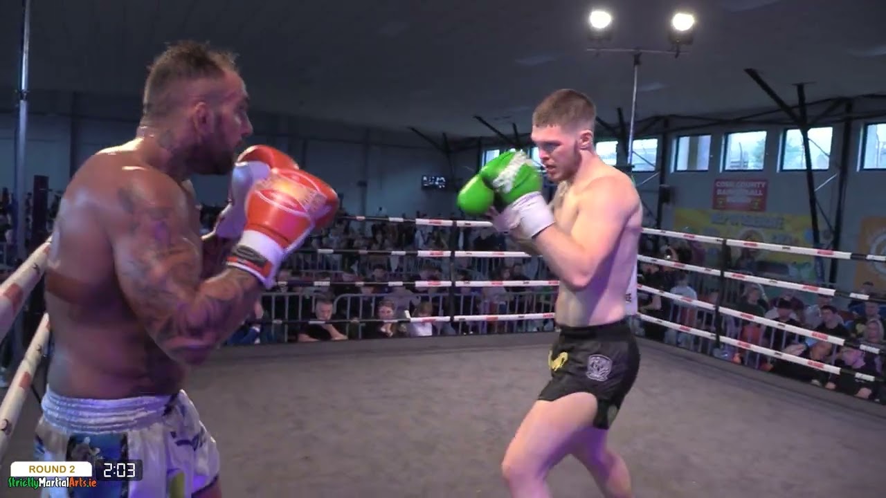 Liam Devaney vs Julien Piednoir