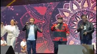 Bondolan H.Subro D'Academy mengguncang panggung d'teras di Alun-alun Kota Serang