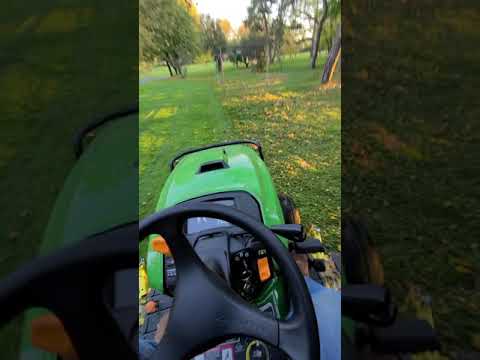John Deere x739