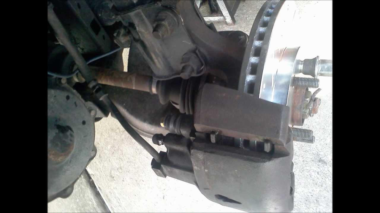 Replacing Front Brakes On 2005 Dodge Neon Sxt Youtube