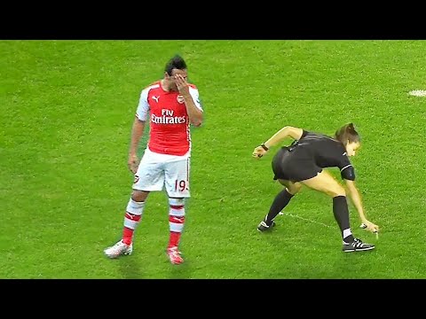 САМЫЕ НЕОБЫЧНЫЕ МОМЕНТЫ В ФУТБОЛЕ - СПС
