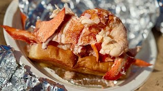 The REAL Best Lobster Roll in Maine! Red's Eats Review!!