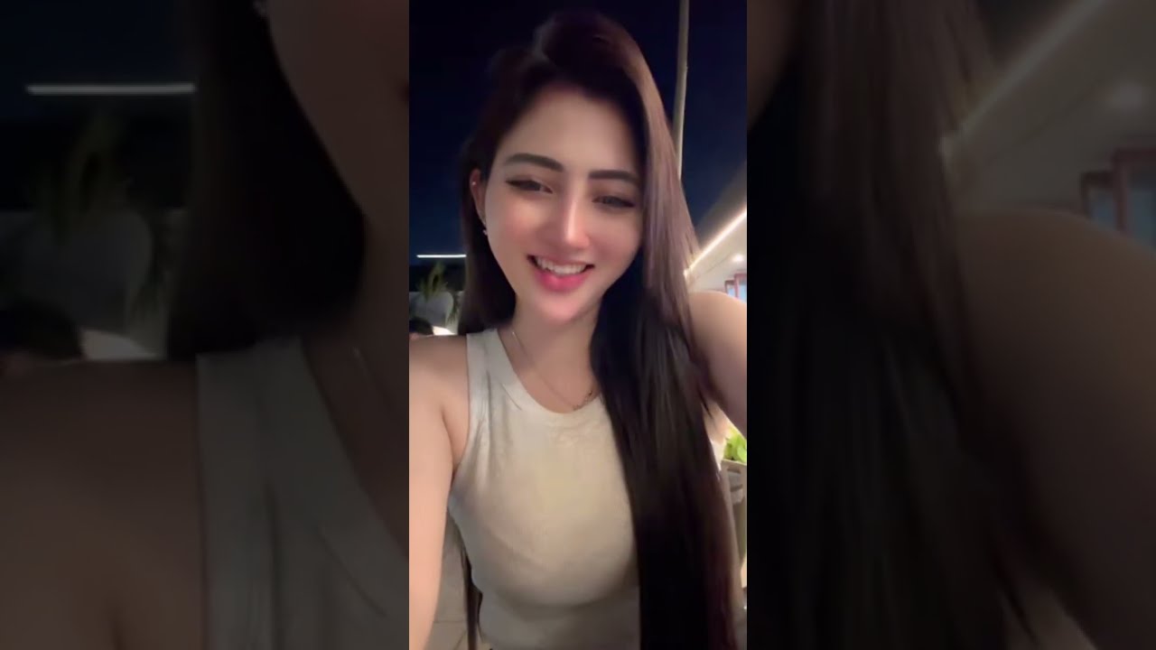 Si cantik lagi Live malam #cantik #cantikalami #masukberanda #viral 