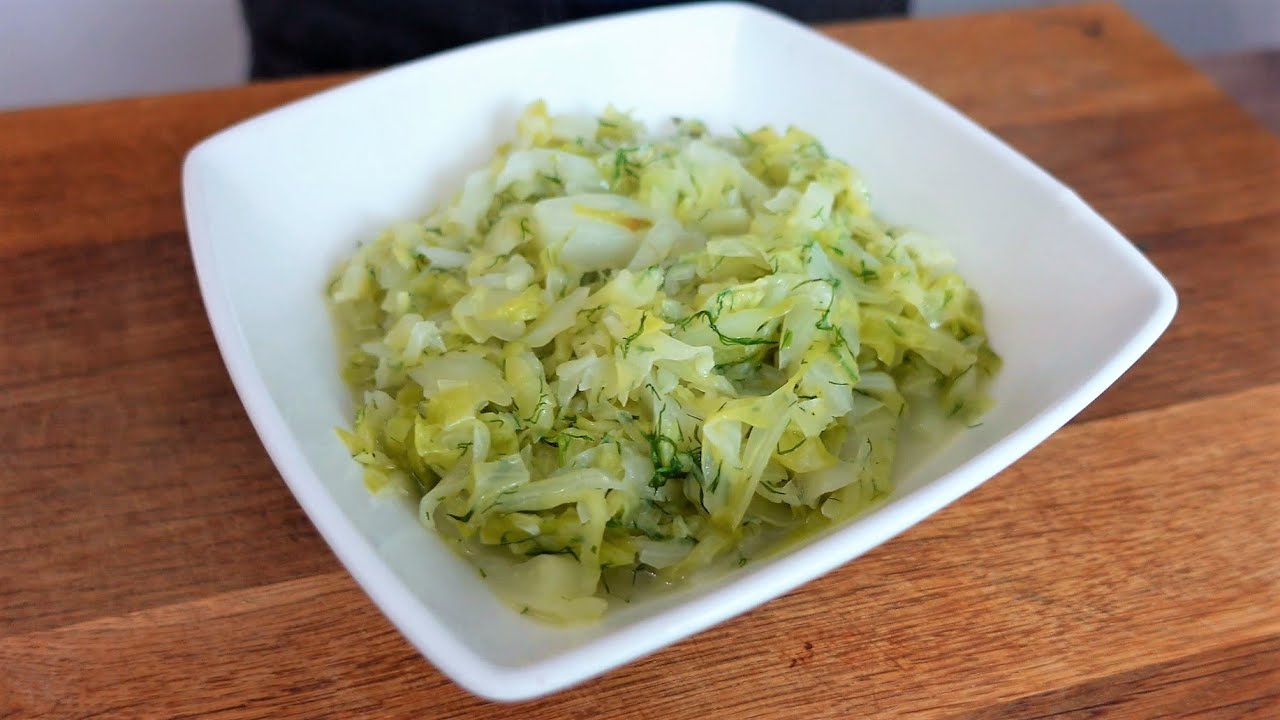 MŁODA KAPUSTA mojej Babci 🥬 W sezonie letnim jemy ją co drugi dzień