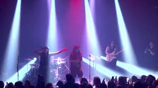 Video thumbnail of "Ari Abdul - Make Me Cry ft. Deadbeat Girl, Live at Melkweg Amsterdam"