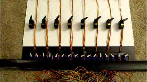QuickStartControlling32Servos120129.AVI