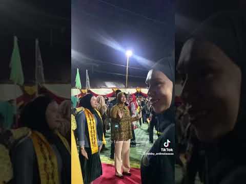 Tarian zapin beramai2 sempena Penutupan iraw Tidung Borneo bersatu.