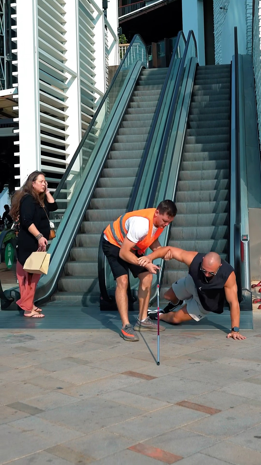 Would You Help a Blind Person???‍?‍➡️ #kiryakolesnikov #prank
