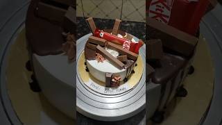 Chocolate Kitkat Cake Ideas