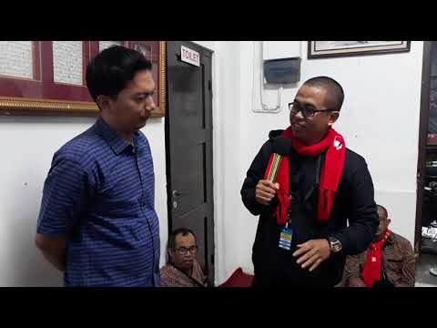 VIDEO : testimoni jamaah umroh 17 desember 2017 qiblat tour - pembimbing h aep saepuloh dan h deden suhendar. ...