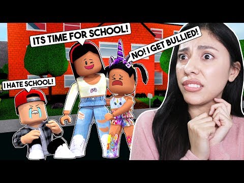 My Daughter S First Day Of School Roblox Roleplay Bloxburg