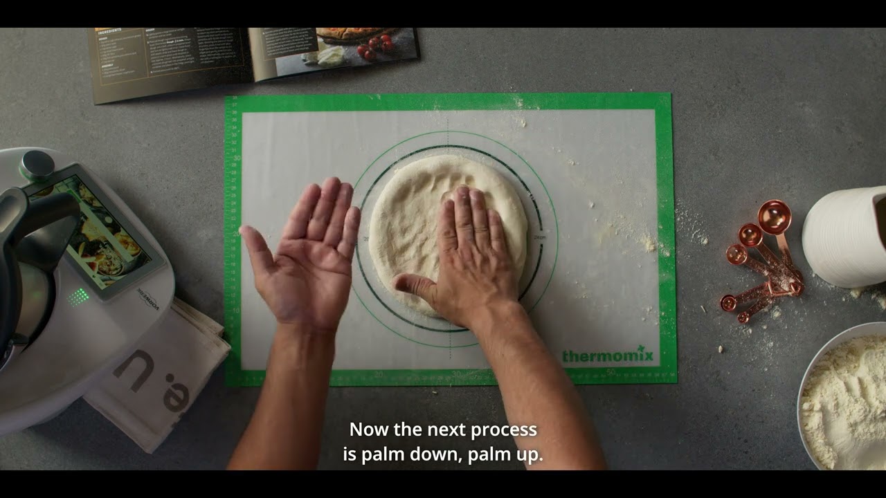 Step 3: Stretching your pizza dough with Johnny Di Francesco