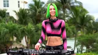 Miss Monique - Yearmix 2023 @Miami, FL Melodic Techno Progressive House DJ Mix