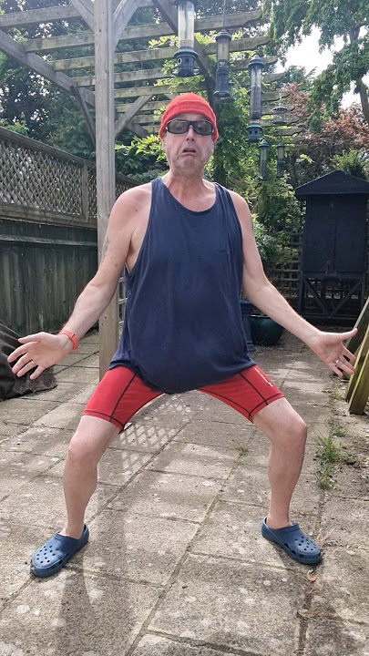 Dancing the Segura Esse Bailao #dance #dancecraze #dancer #funny #shorts