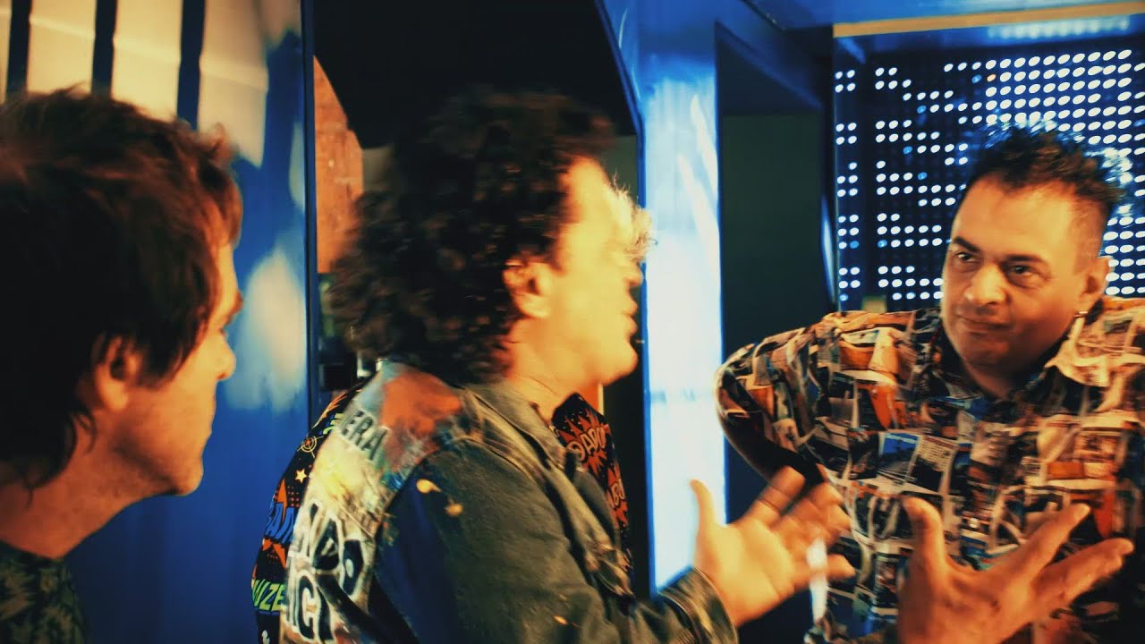 KLUB - La Guitarra (feat. Carlos Vives y Macaco) (ft. Carlos Vives, Macaco, Néstor Ramljak) KLUB - La Guitarra (feat. Carlos Vives y Macaco) (ft. Carlos Vives, Macaco, Néstor Ramljak)