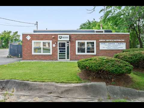 8 Northway Lane, Latham, NY home video tour