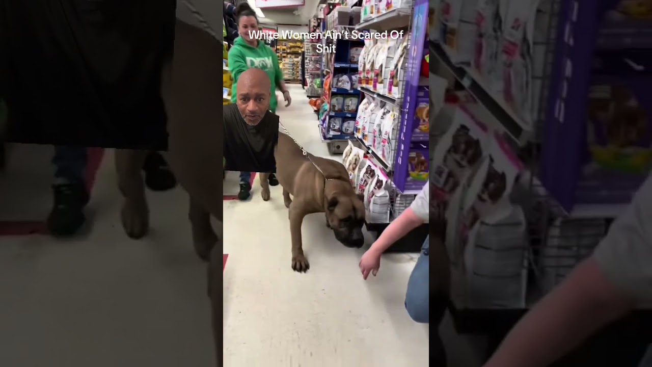 THE WHITE WOMEN AIN’T SCARED OF SHit SONG PART 3 #animalrescue #nofear #wildlife #whitewomen