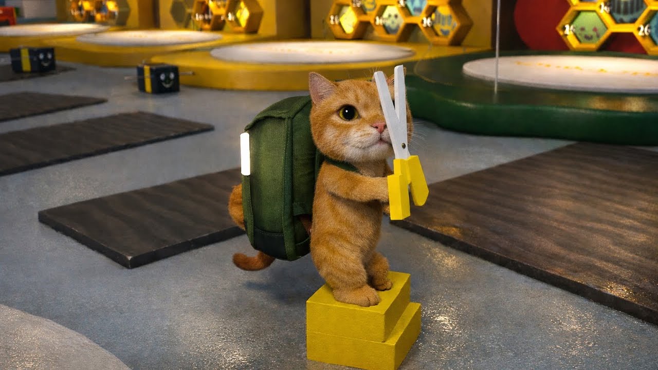 кот Лиам играет в ￼Bee swarm simulator ￼