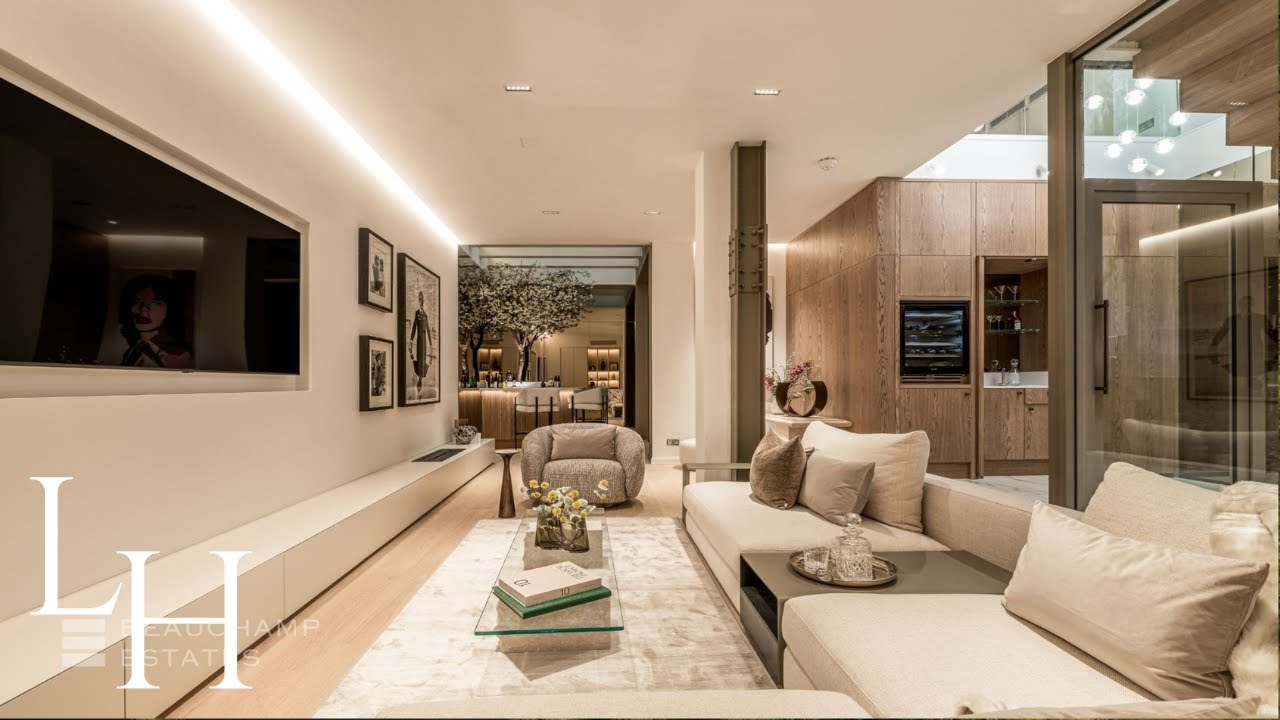 ⁣Indian Billionaire’s Belgravia Mews House Hits The Market for £13,000,000 | See Inside