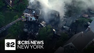 Crews battle large house fire in Perth Amboy, N.J.
