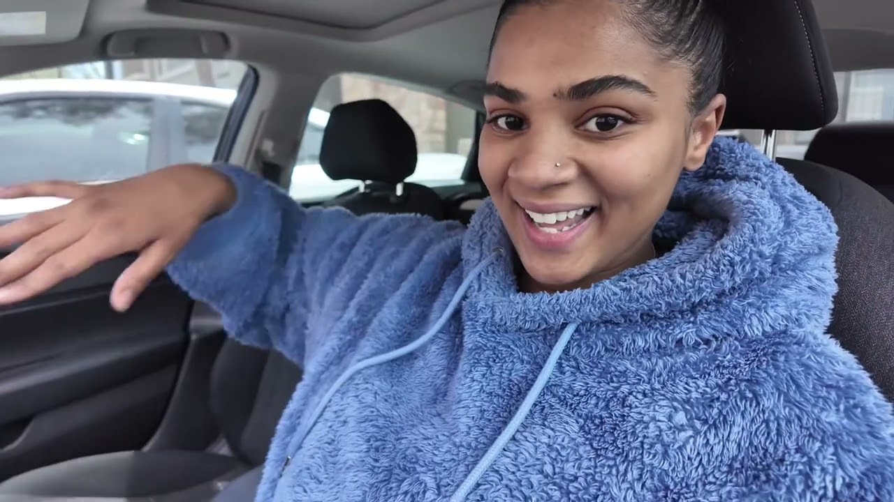 Vlog: Shopping, Eating & Quality Time with My Mom 💕