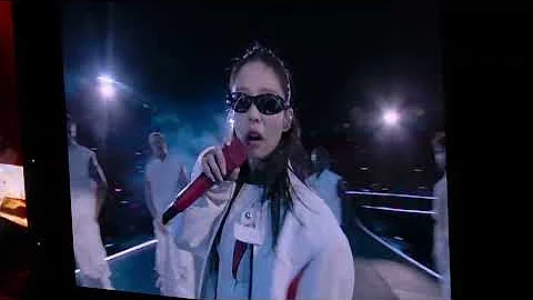 250705 BLACKPINK DEADLINE JENNIE SOLO STAGE Mantra With The IE Like JENNIE 