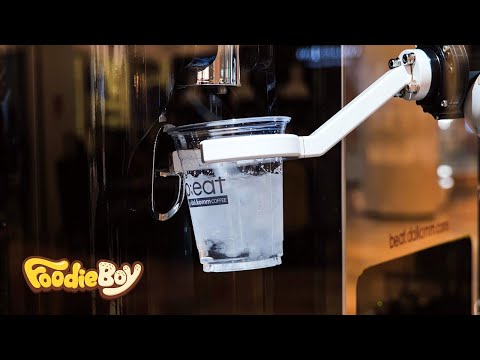 Ice Americano Double / <strong>Lotte</strong> <strong>World</strong> <strong>Mall</strong>, Seoul Korea / 아이스 아메리카노 더블 / 서울 롯데월드몰 달콤커피
